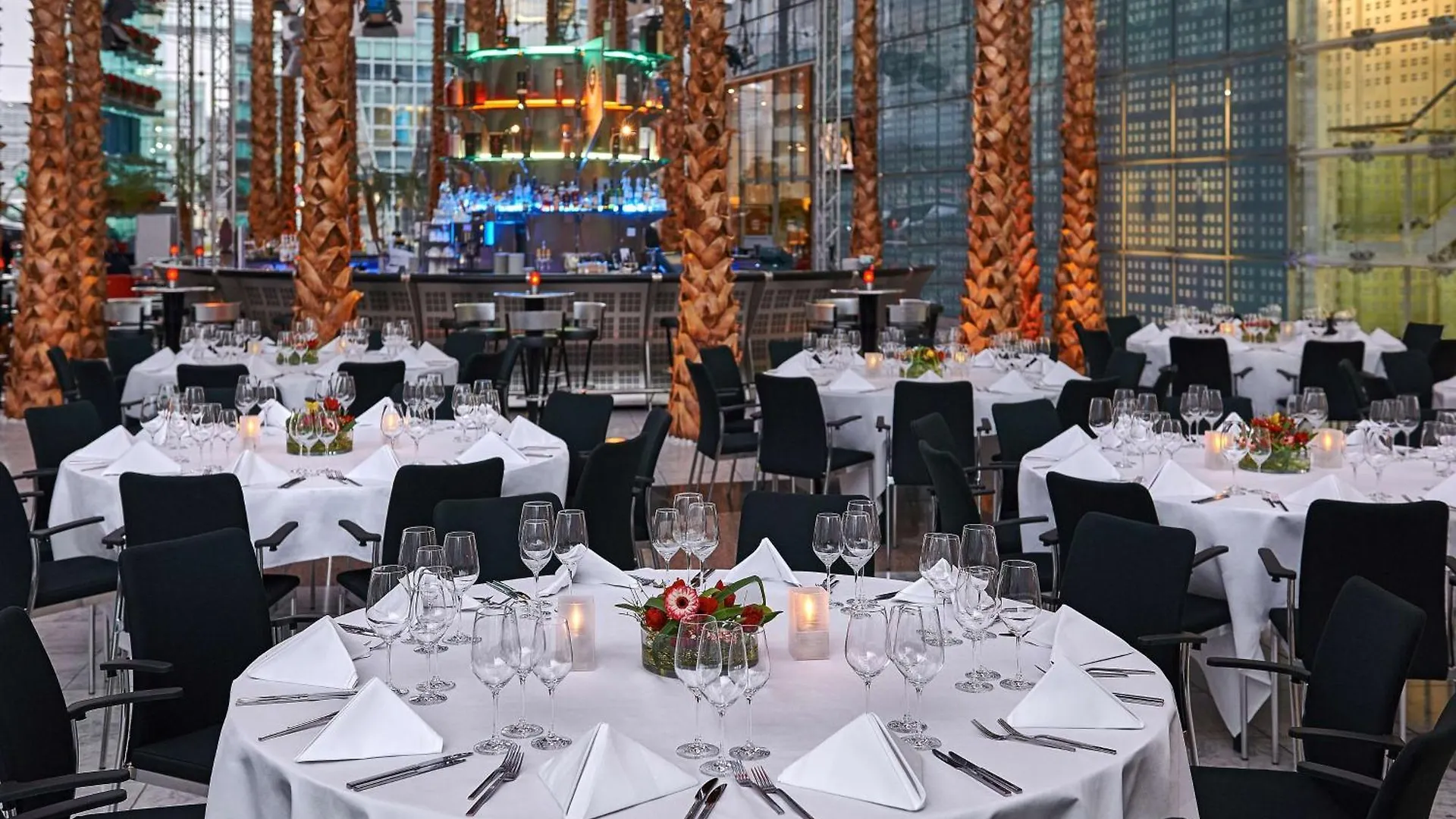 Hotel Hilton Munich Airport Schwaig bei Nürnberg 4*,  Německo